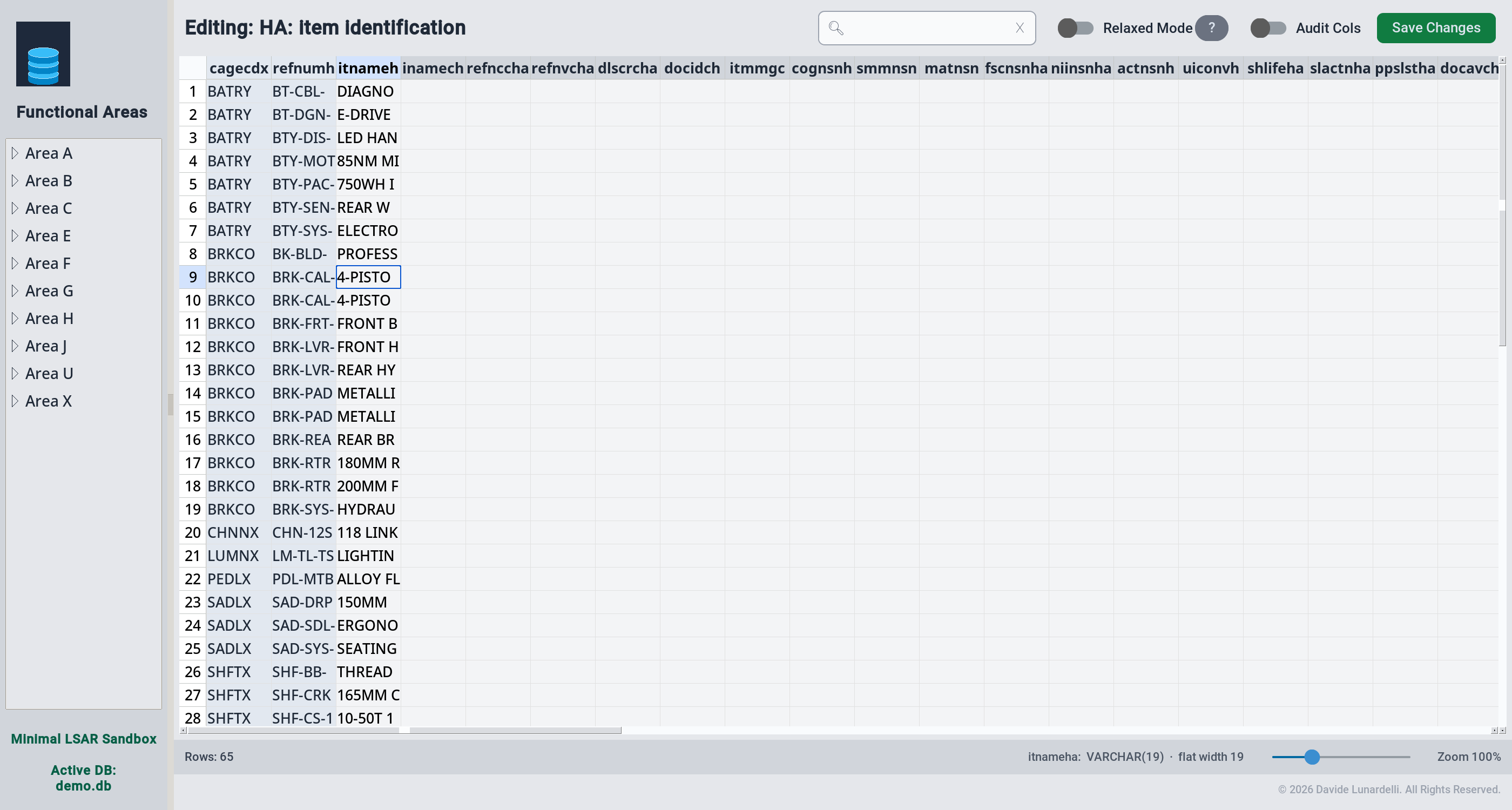 Status bar showing the selected column's type, width and constraints